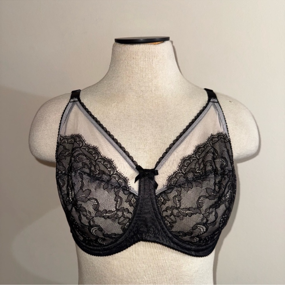 Wacoal Black Floral Lace Bra with Sheer Panels & Bow 38D NWOT